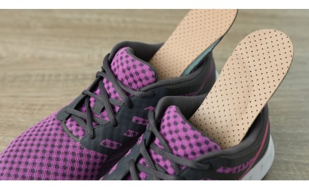 Le confort à vos pieds : pourquoi choisir des chaussons orthopédiques CHUT ?